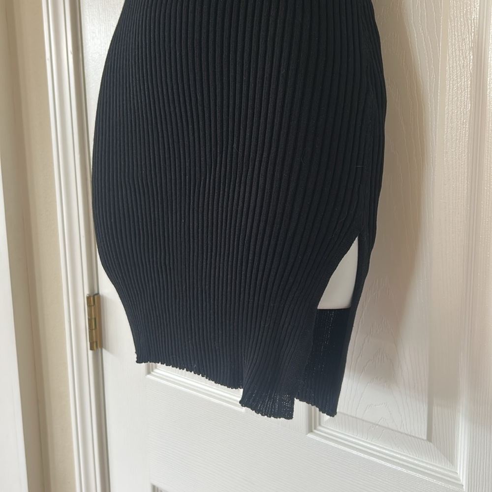 Zara Ribbed Dress - Picture 3 of 6